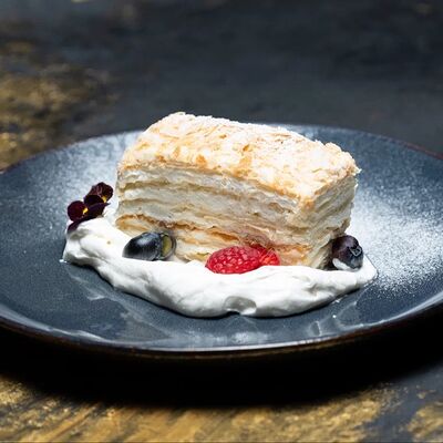 Наполеонв Bo-bo lounge по цене 650 ₽