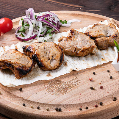 Шашлык из свиной вырезки в Шашлык-Машлык по цене 562 ₽