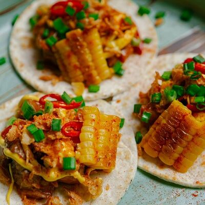 Тако с цыпленком и ананасом в Mexo Food Bar по цене 590 ₽