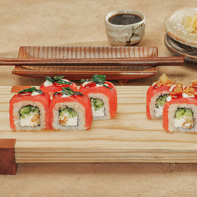 Ролл Криспи тунец в Pikapika по цене 3990 ₸