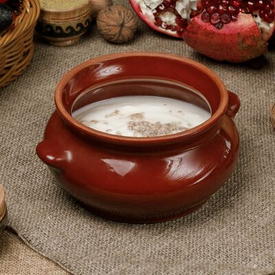 Десерт мацони с медом и орехами в Шашлычный дворик по цене 250 ₽