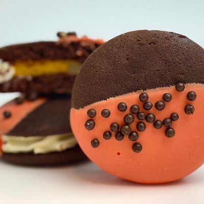 Пирожное Вупи-пайманго в Noba по цене 390 ₽