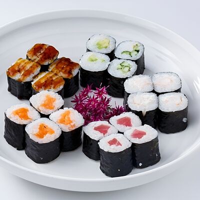 Хосомаки Тунецв Japengo cafe по цене 320 ₽