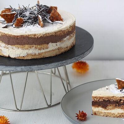 Торт Грильяж в Кондитерская Виолет по цене 1999 ₽