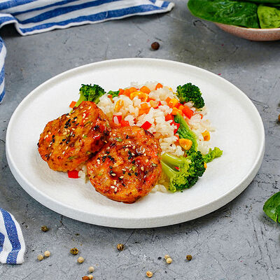 Котлеты из лосося и трески с рисом в Магбургер & Братья Караваевы по цене 295