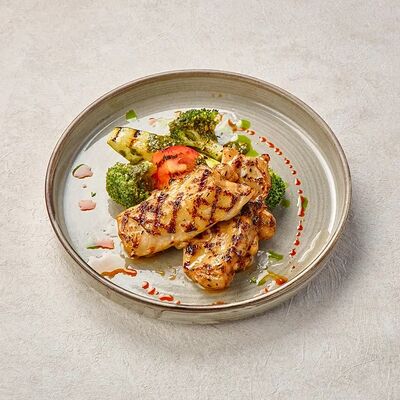 Бедро цыпленка в Пеперончино по цене 686 ₽