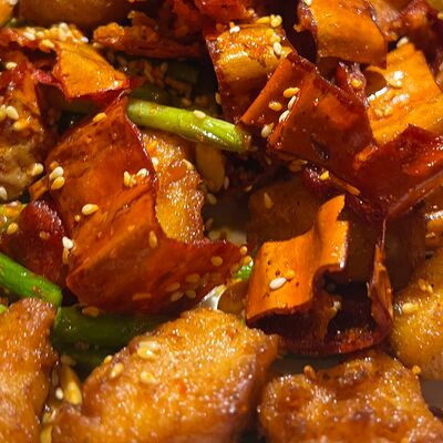 Куриное филе со специями в Эверест по цене 1160 ₽