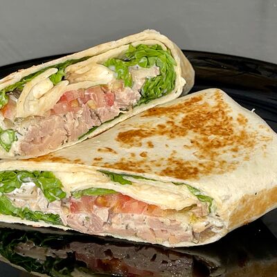 Завертон со свининой в Булка и Мясо по цене 440 ₽