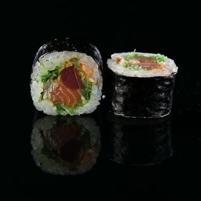 Киото ролл в Kioto по цене 642 ₽