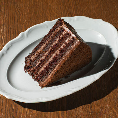 Торт три шоколада в Touché по цене 800 ₽