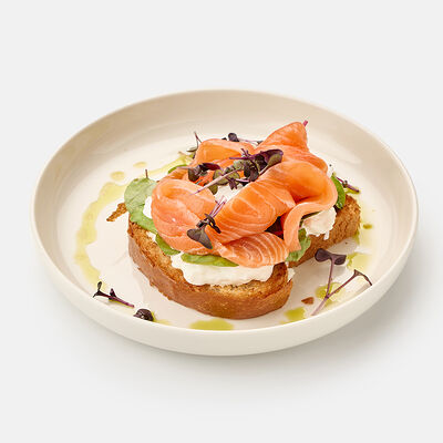 Тост с лососем и страчателлой в Маргаретти по цене 1230 ₽