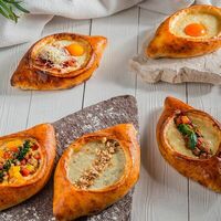 Логотип Pizza by Libre