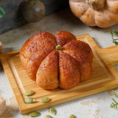 Тыквенная булочкав Bakery street 307 по цене 150 ₽