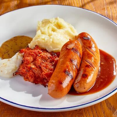Куриные колбаски в BBQ Beer Restaurant по цене 940 ₽