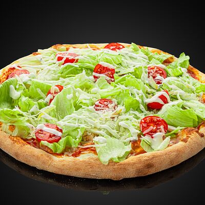 Цезарь в Монако пицца по цене 750 ₽