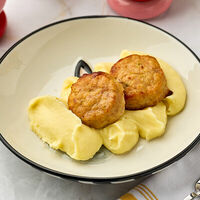 Котлеты из курицы с картофельным пюре в Osteria Dolce