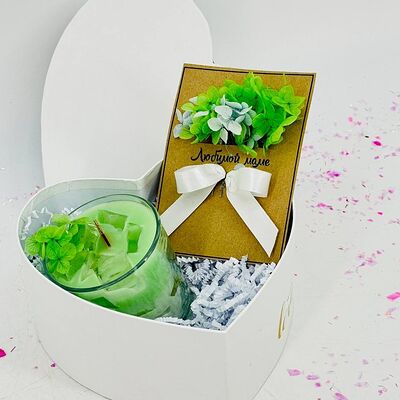 Подарочный бокс маме свеча в стакане с открыткой ручной работыв Дарите красиво по цене 2790 ₽