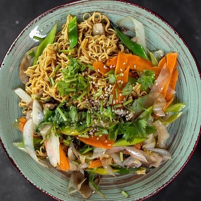 Лапша Ми Сао Рау в COM PHO Вьетнамская кухня по цене 580 ₽