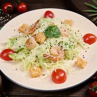 Цезарь с креветкой в Daisi