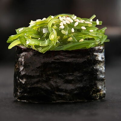 Гункан с Чукой в Sёmga по цене 90 ₽