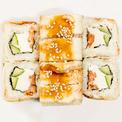 Ролл Канада в Япошкин Кот по цене 585 ₽