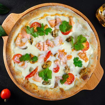 Том ям пицца в Sёmga по цене 899