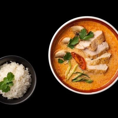 Том ям с курицей в Империя Ролл по цене 495 ₽