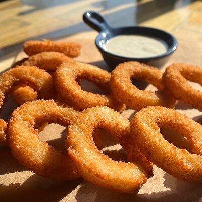 Луковые кольца в Булл Вар по цене 438 ₽