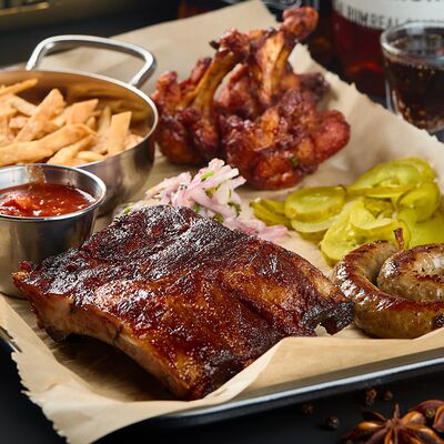 Мясной рок-н-рол в California Diner по цене 1000 ₽