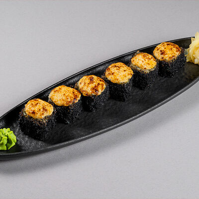 Запеченный ролл с лососем и угрем 6 шт в Планета Суши по цене 750 ₽