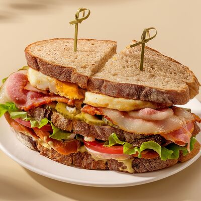 Сэндвич клаб в Комод по цене 530 ₽