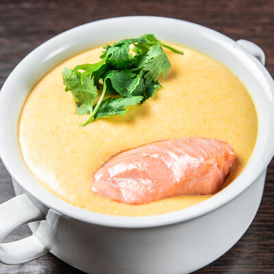 Сырный суп с лососем в Суши Рай по цене 249 ₽