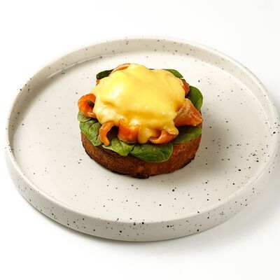 Бенедикт с лососем в Biggies по цене 890 ₽