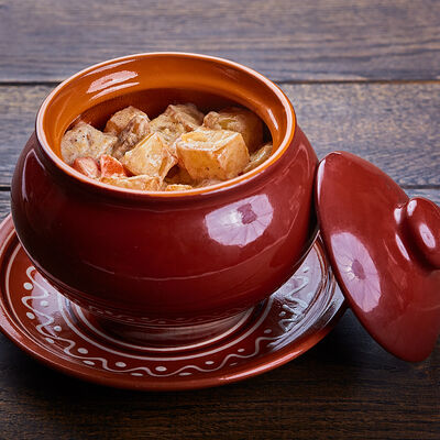 Жаркое по-домашнему в Корчма по цене 630 ₽