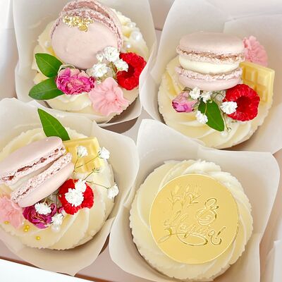 Набор капкейков к 8 Мартав Tortterry по цене 1440