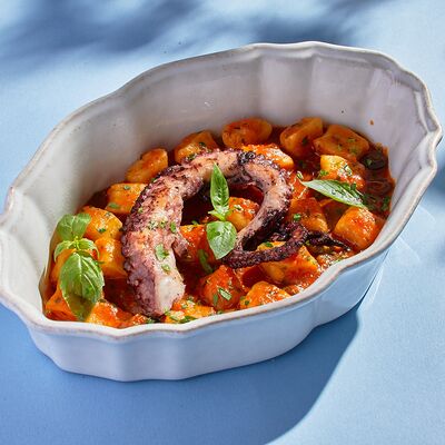 Осьминог с ньокками по-сицилийски в Итальянское бистро Figata по цене 2440 ₽