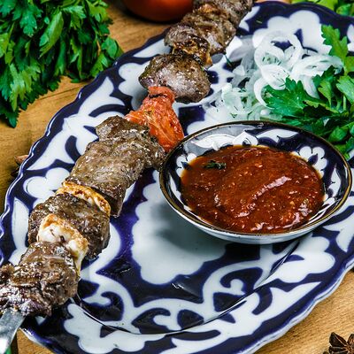 Шашлык из говяжьей вырезки в Бахор по цене 1130 ₽