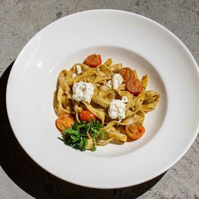 Паста с томатамив Hurma по цене 710 ₽