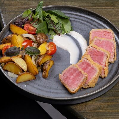 Тунец в кляре в Лаунж бар 6/20 по цене 850 ₽