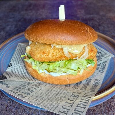 Бургер Французский в Pink milk x Lift по цене 750 ₽