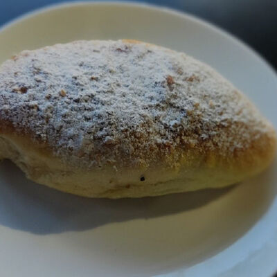 Булочка с яблоком в Джон Вкусный по цене 7000 ₽