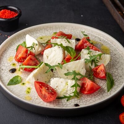 Капрезе в Сытый Лось по цене 640 ₽