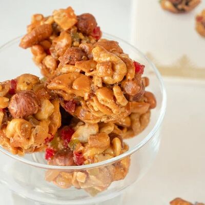 Печенье медово-ореховое в Север-Метрополь по цене 1150 ₽