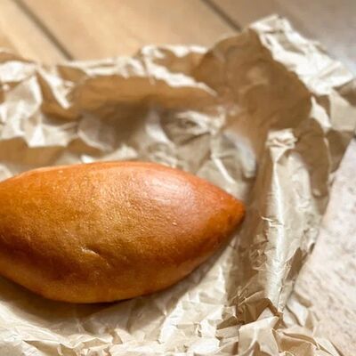 Пирожок с капустой в Легенда по цене 100 ₽