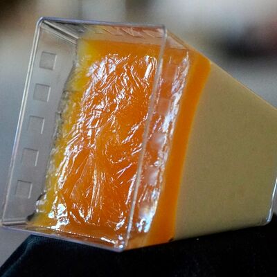 Панна Котта манго-маракуйя в Cosmo пицца пучча по цене 240 ₽