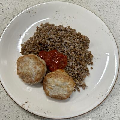 Котлетки домашние с гречкой в Кофеин по цене 380