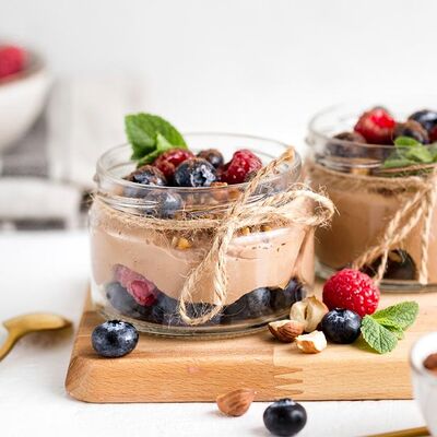 Трайфл шоколадный с ягодами в E La Mia Pizza по цене 439 ₽