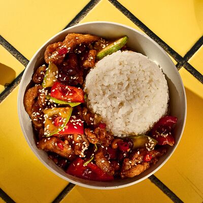 Курица Кунг пао в Bao по цене 585 ₽