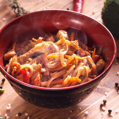 Удон с курицей в Адельфия по цене 510 ₽