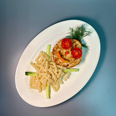 Котлета из индейки с пюре в Парнас по цене 320 ₽